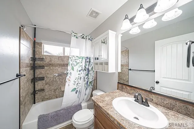 $440,000 | 2185 Lawrence Lane, Blackfoot, ID 83221