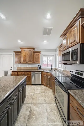 $440,000 | 2185 Lawrence Lane, Blackfoot, ID 83221