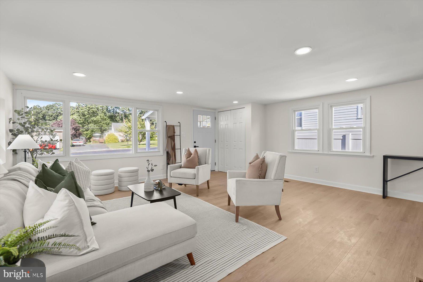 8215 Bon Air Road Baltimore, MD 21234 - Photo 6 of 34 Spacious w/ lovely bay window
