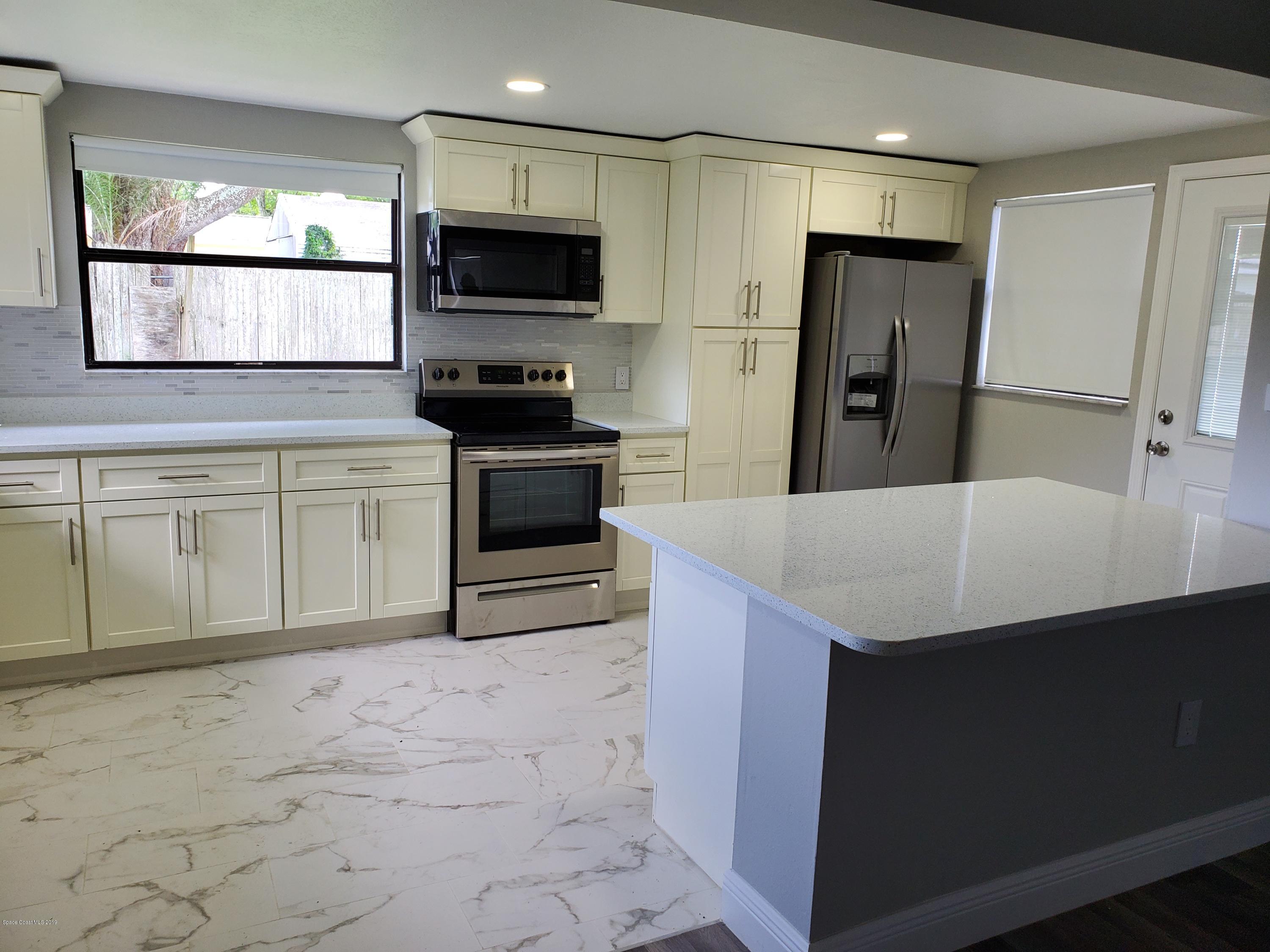 2811 Breeze Ridge Road Melbourne, FL 32935 - Photo 4 of 13 20190619_151013
