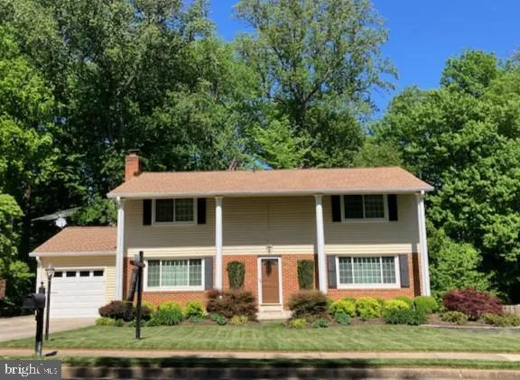 $875,000 | 7137 Game Lord Drive, Springfield, VA 22153