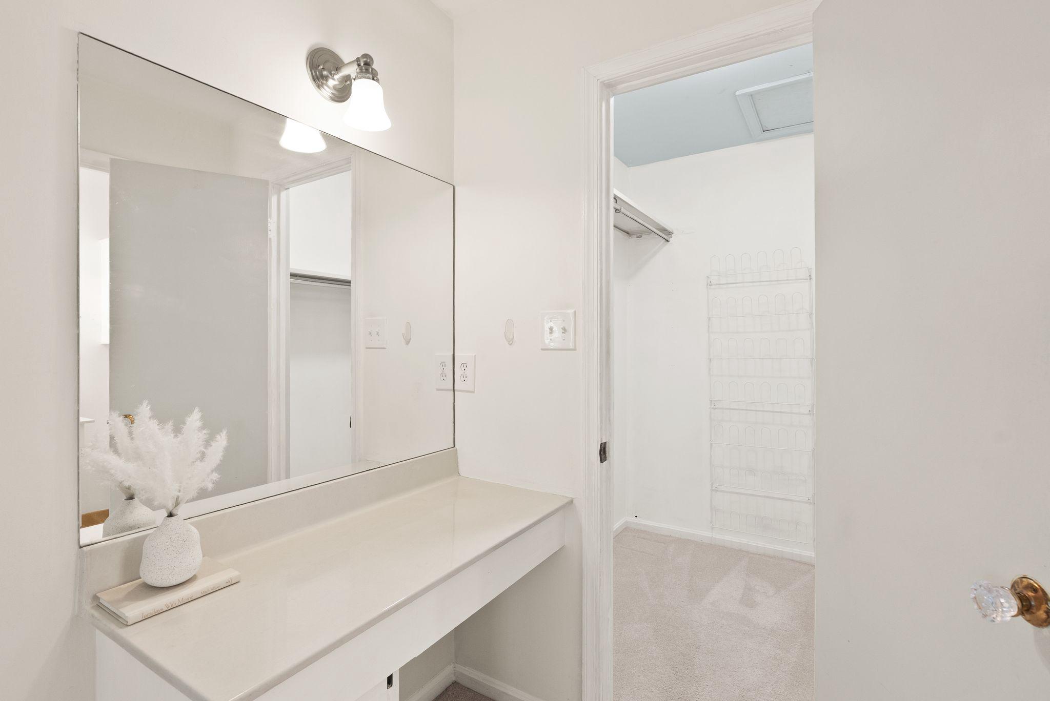 7137 Game Lord Drive Springfield, VA 22153 - Photo 33 of 65 Vanity outside primary bathroom & closet