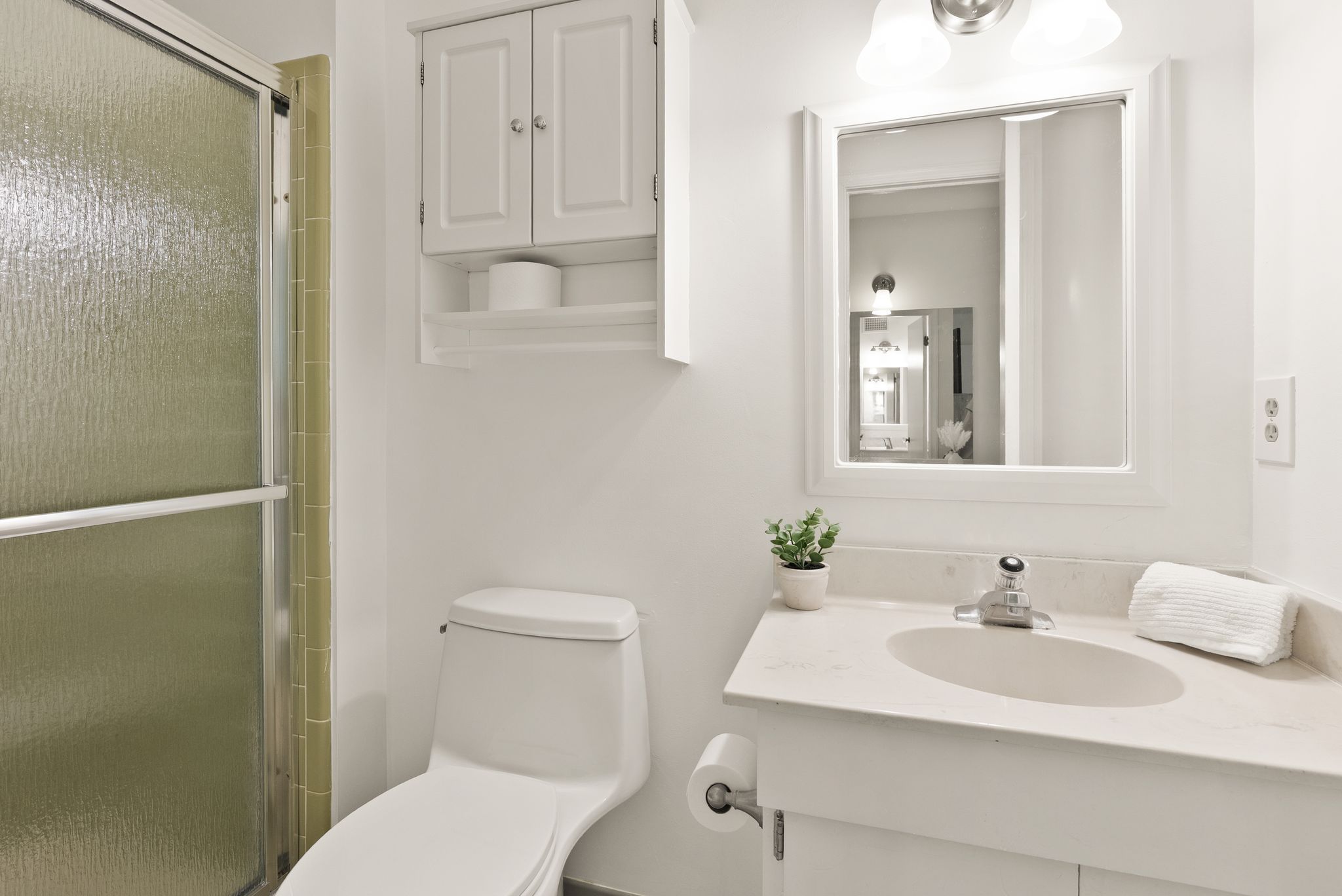 7137 Game Lord Drive Springfield, VA 22153 - Photo 34 of 65 Primary ensuite