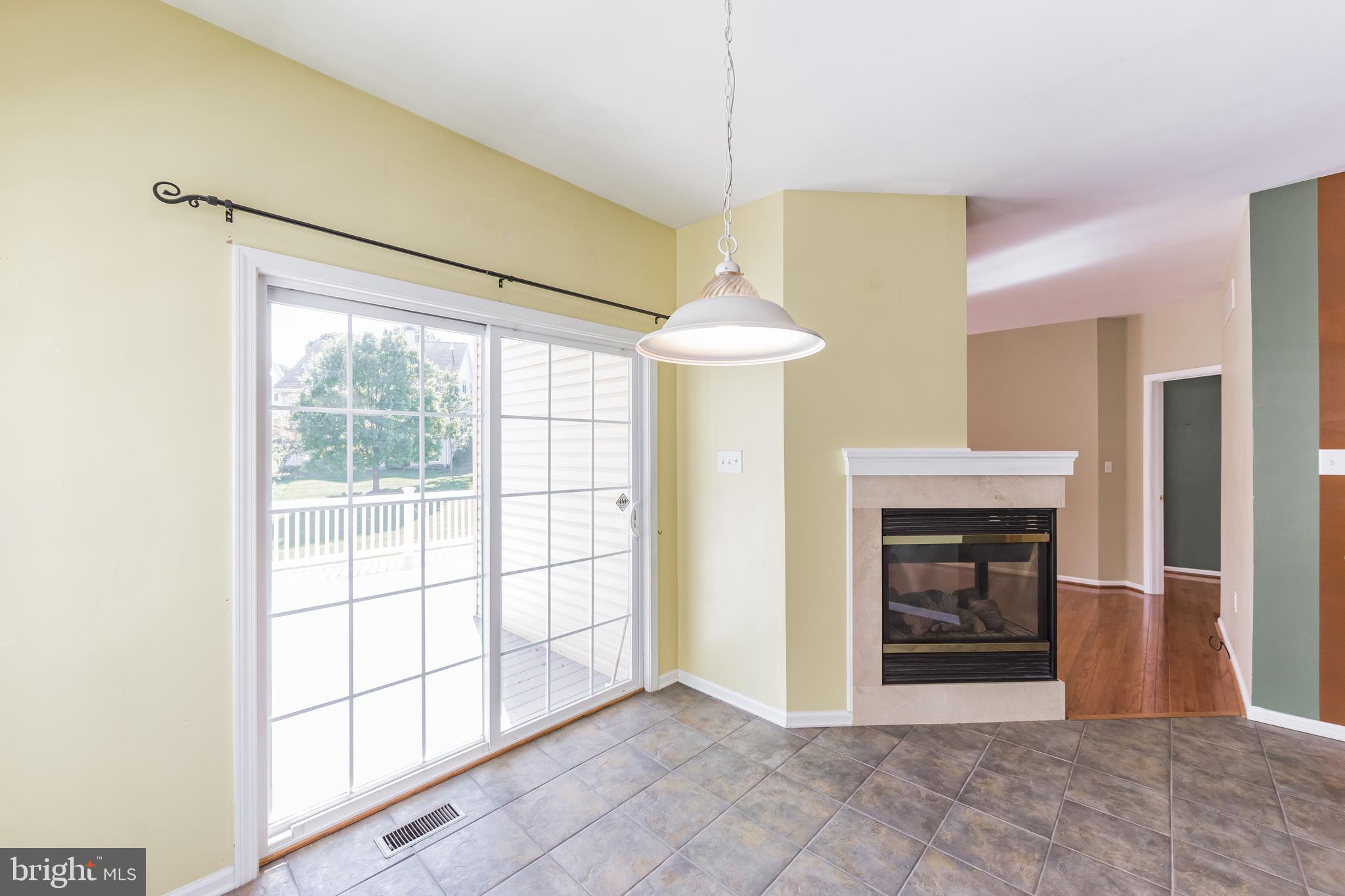39 Brentwood Road Upper Chichester, PA 19061 - Photo 15 of 40 Breakfast area