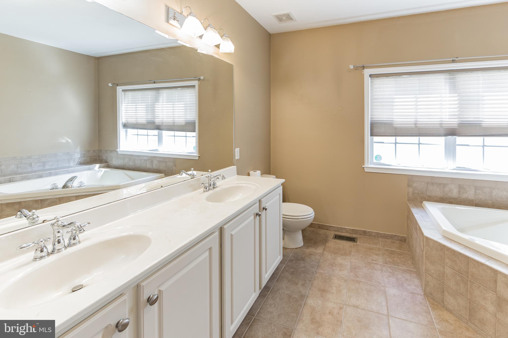 39 Brentwood Road Upper Chichester, PA 19061 - Photo 21 of 40 Double sink vanity