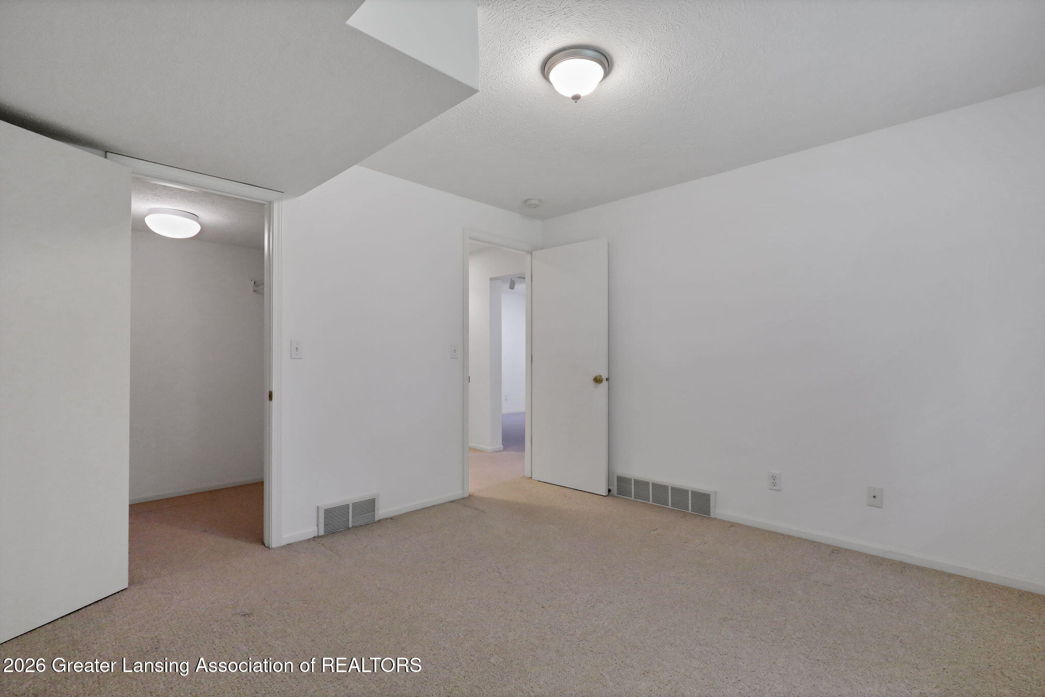 5940 Coleman Road East Lansing, MI 48823 - Photo 28 of 34 28-web-or-mls-9I3A5439