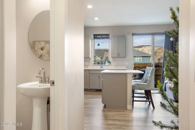 $652,000 | 406 Chickadee Lane, Gypsum, CO 81637