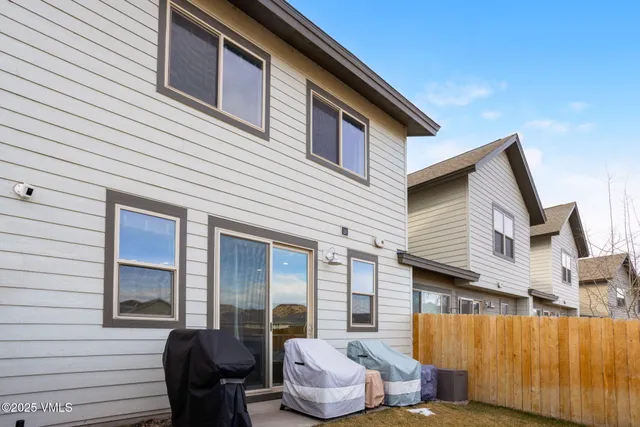 $652,000 | 406 Chickadee Lane, Gypsum, CO 81637