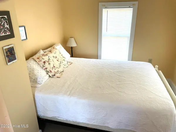$425,000 | 115 Polly Way Lane, Marshallberg, NC 28553