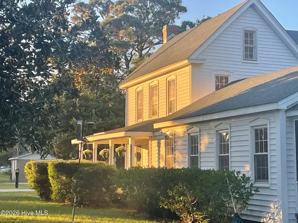 $425,000 | 115 Polly Way Lane, Marshallberg, NC 28553