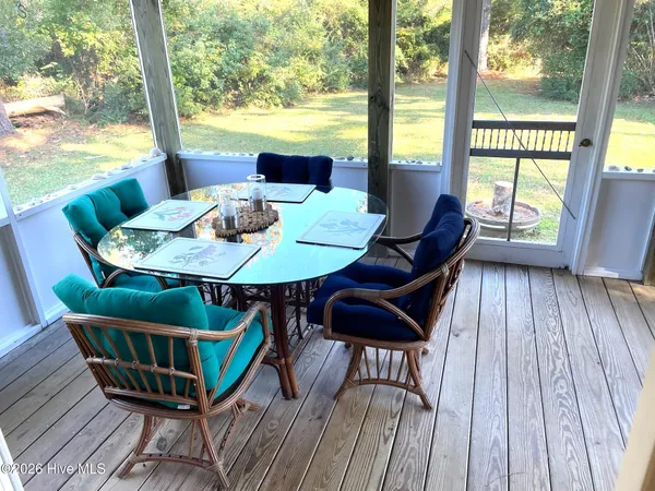 $425,000 | 115 Polly Way Lane, Marshallberg, NC 28553