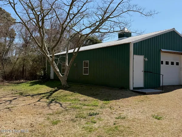 $425,000 | 115 Polly Way Lane, Marshallberg, NC 28553
