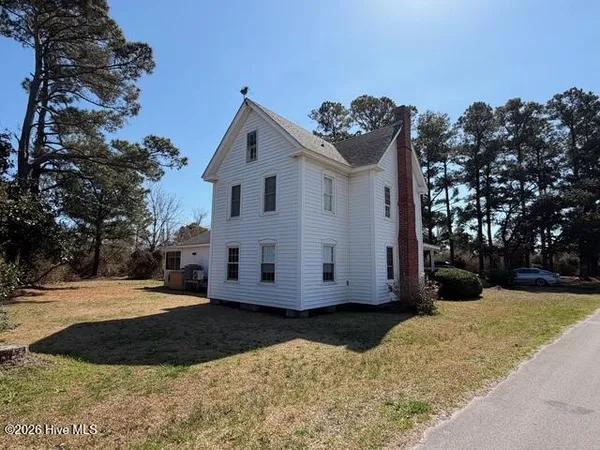 $425,000 | 115 Polly Way Lane, Marshallberg, NC 28553