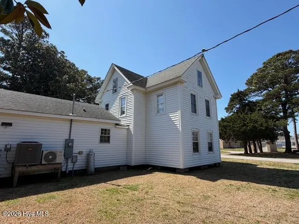 $425,000 | 115 Polly Way Lane, Marshallberg, NC 28553