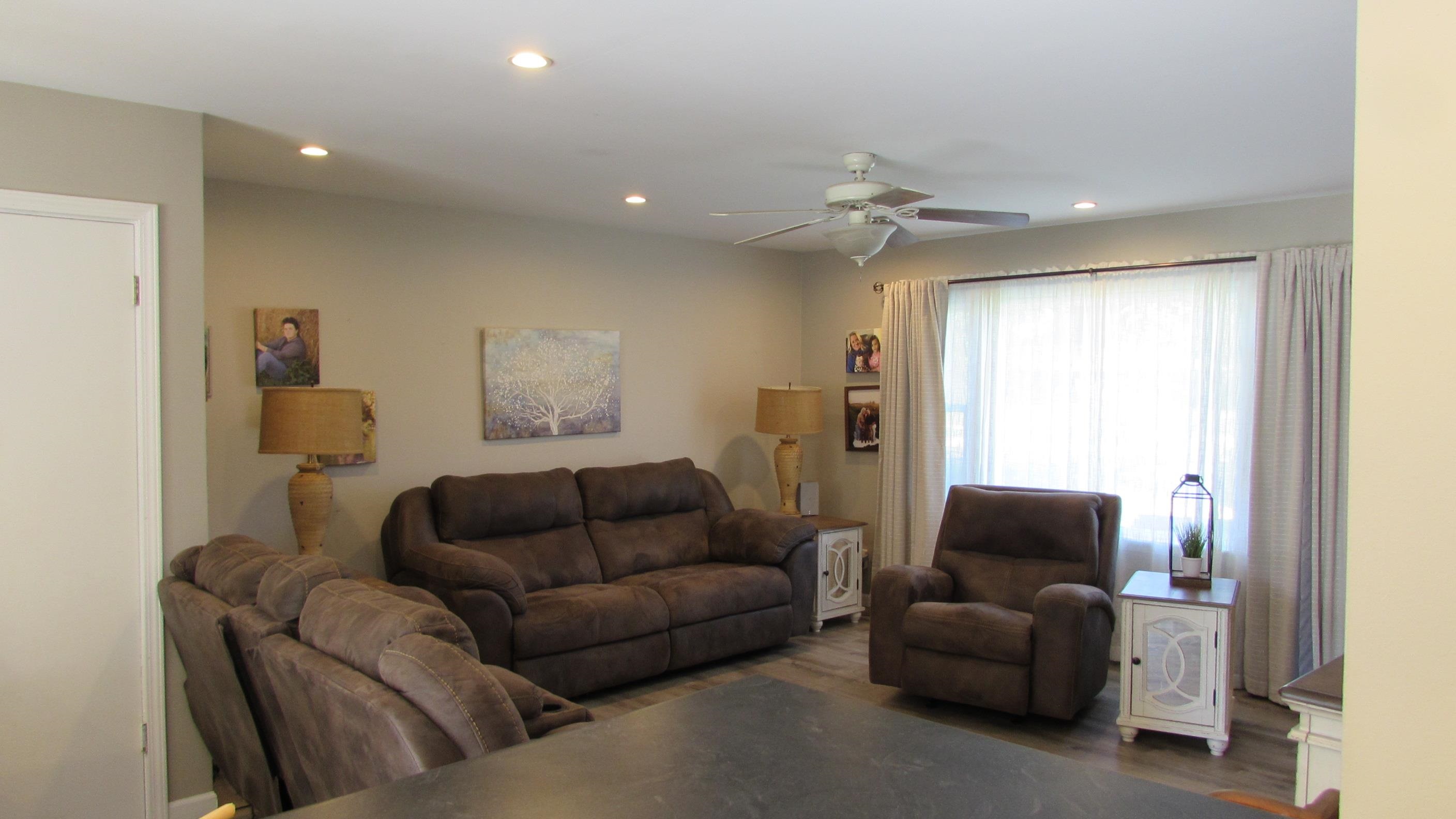 2387 S Park Beloit, WI 53511 - Photo 6 of 30