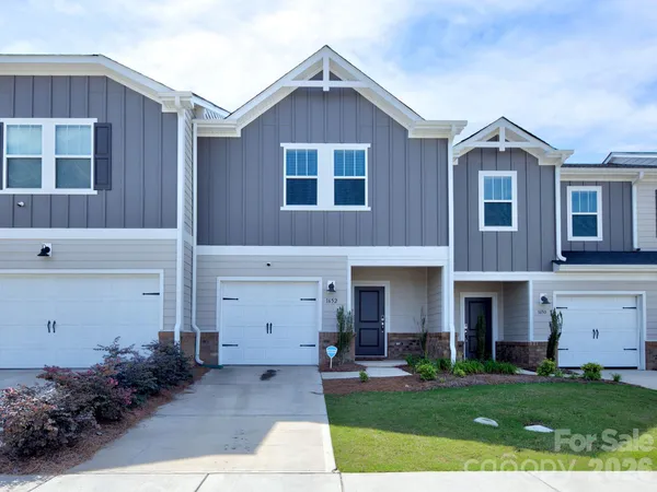 $319,900 | 1652 Vlg Grv Lane, Monroe, NC 28110