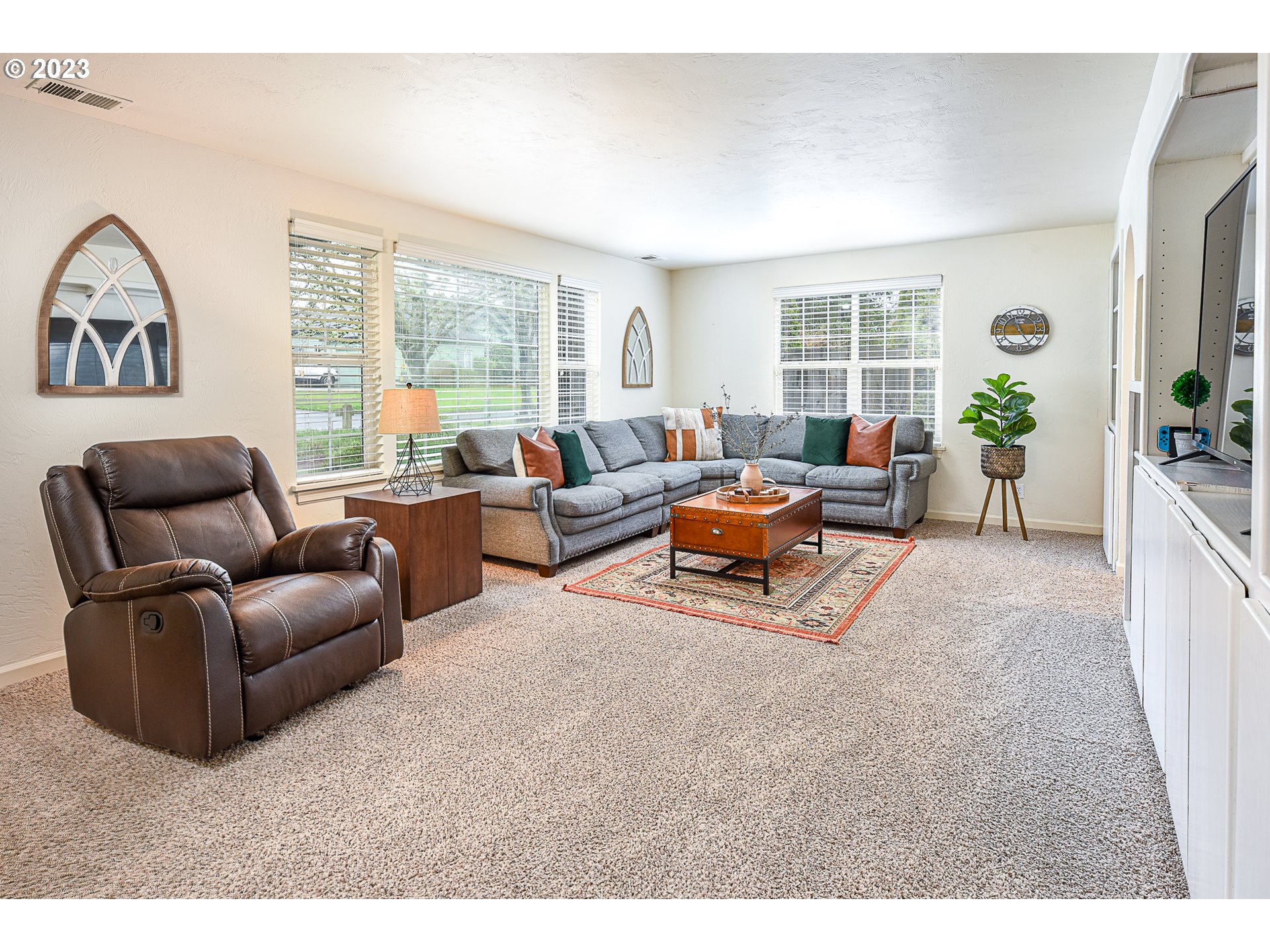 1263 Crenshaw Road Eugene, OR 97401 - Photo 5 of 26 Gallery Image 5