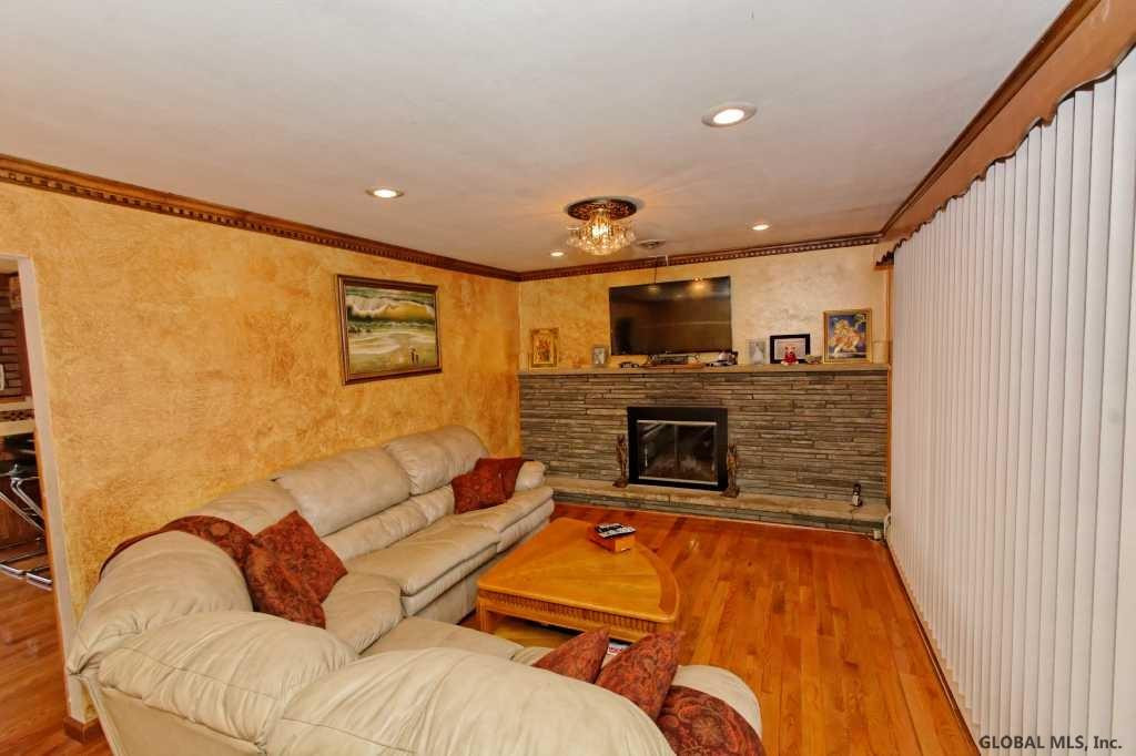 1315 Princetown Road Rotterdam, NY 12306 - Photo 2 of 25 Photo 2