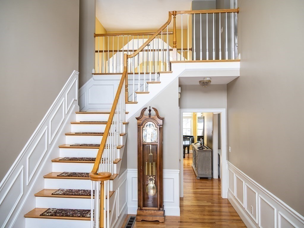 35 Colts Crossing Canton, MA 02021 - Photo 6 of 42