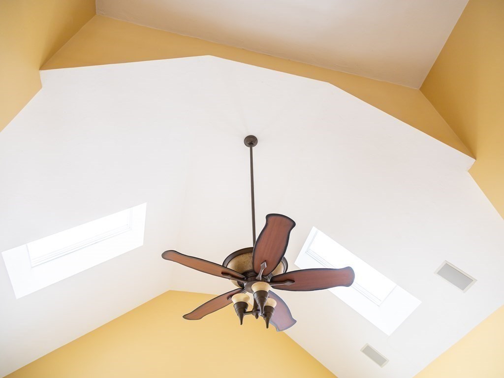 35 Colts Crossing Canton, MA 02021 - Photo 9 of 42