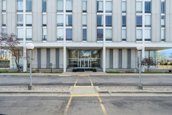 $60,000 | 715 West Michigan Avenue, Unit 502, Jackson, MI 49201