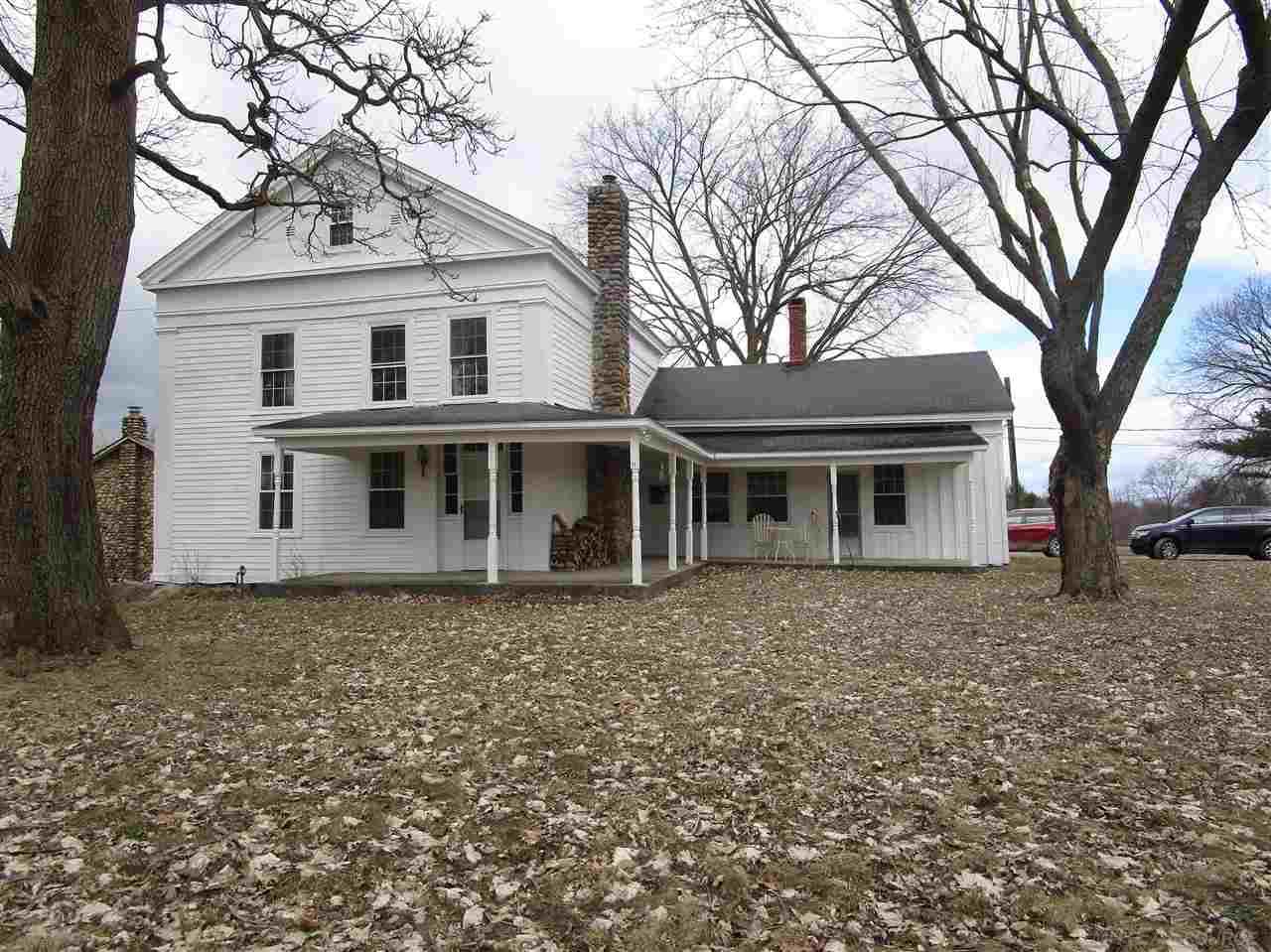 7130 Oakhill Road Clarkston, MI 48348 - Photo 1 of 25 Front View