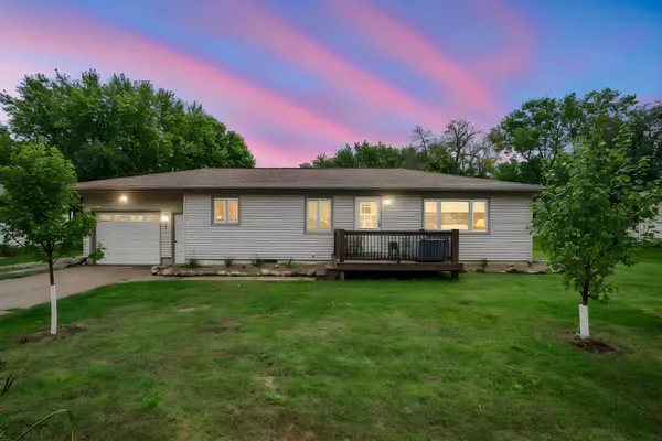 $154,000 | 2437 Albion Avenue, Fairmont, MN 56031