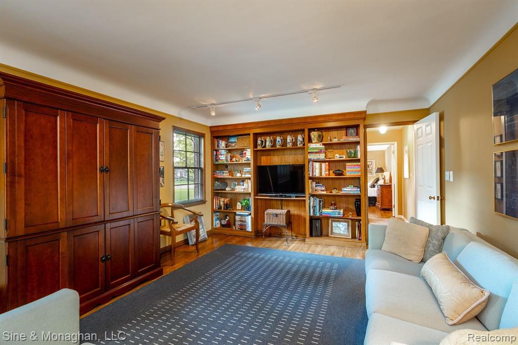 55 Shoreham Road Grosse Pointe Shores, MI 48236 - Photo 26 of 85