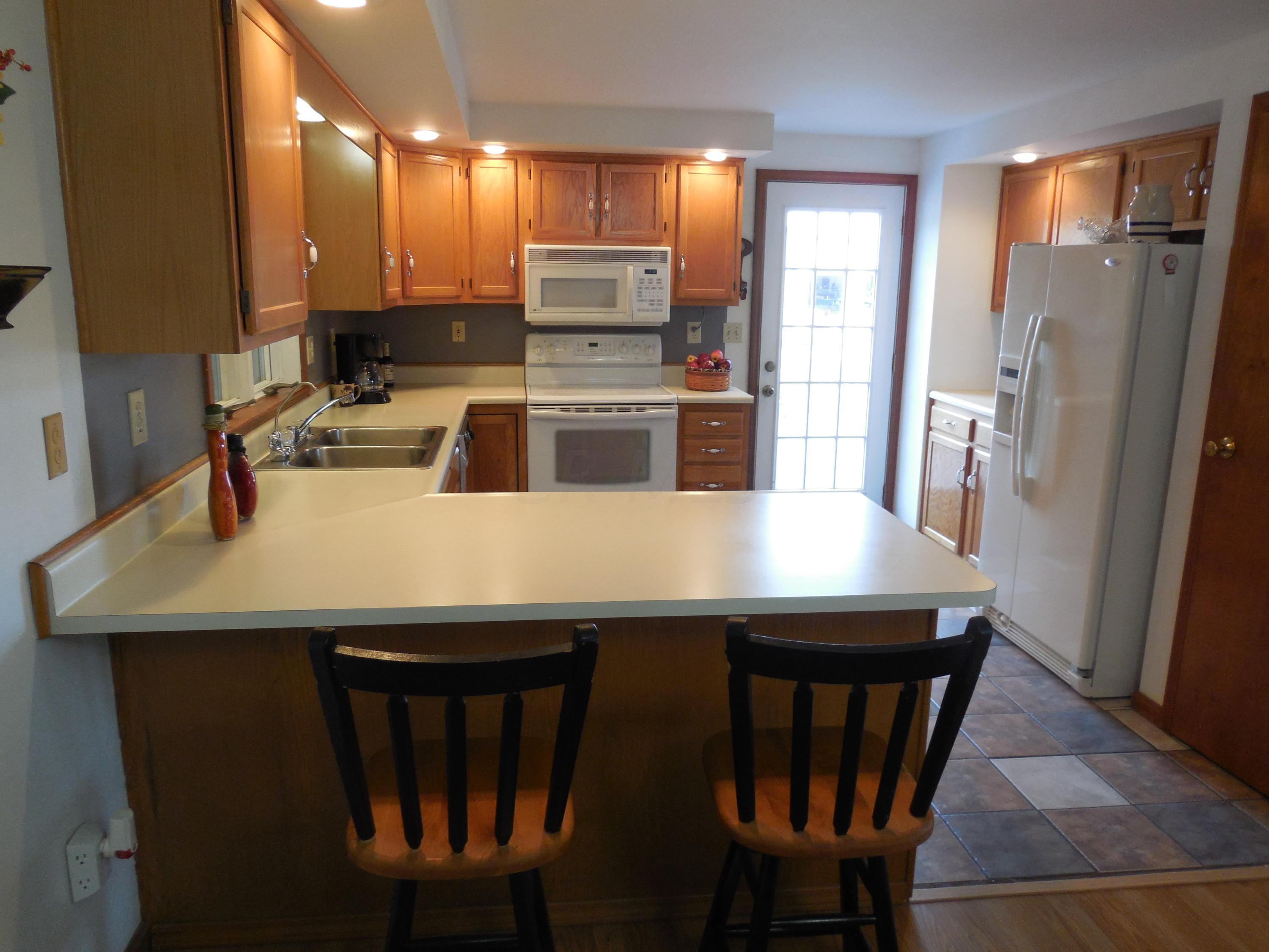 8568 Bell Station Road Circleville, OH 43113 - Photo 9 of 38