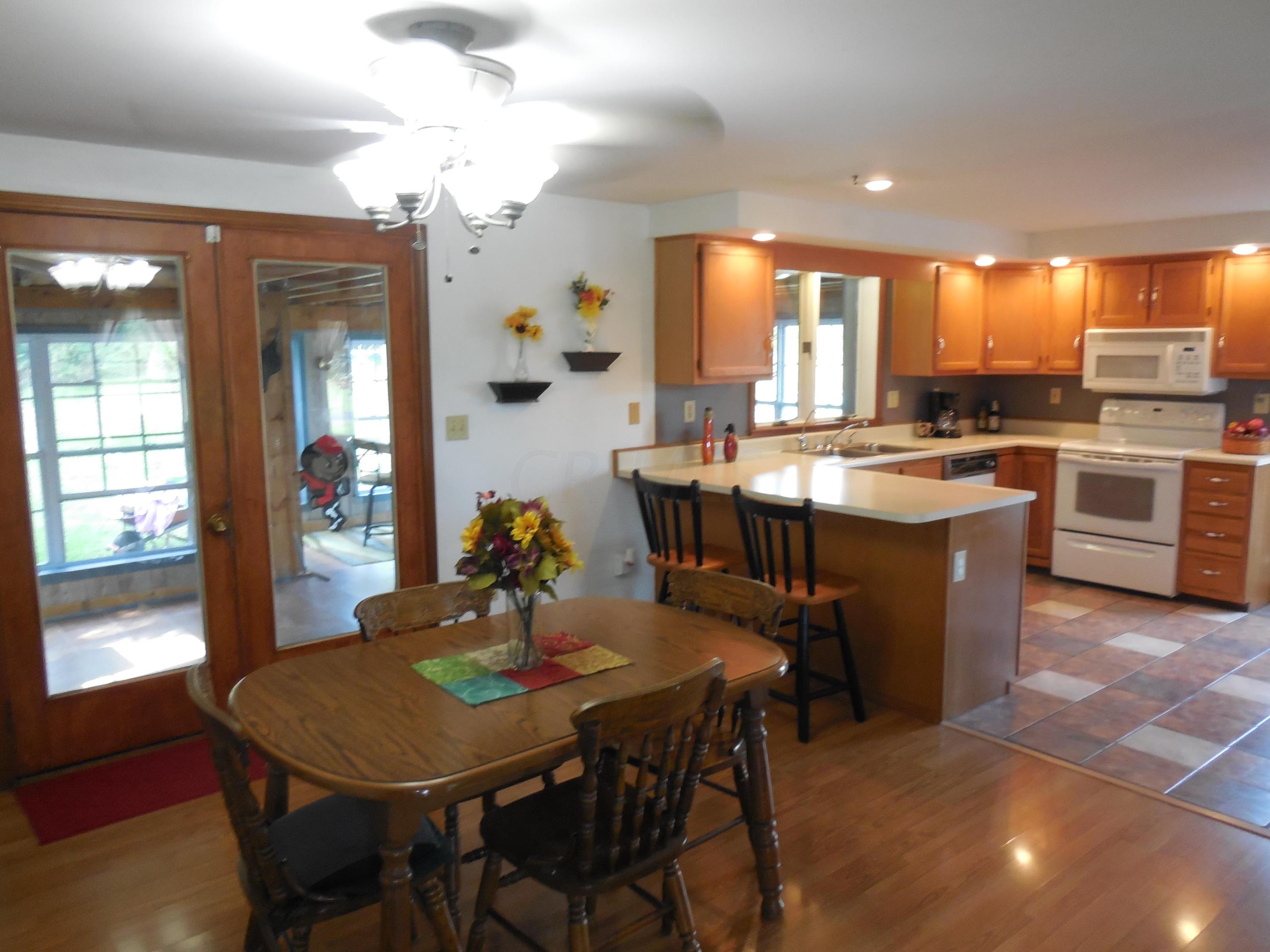 8568 Bell Station Road Circleville, OH 43113 - Photo 10 of 38