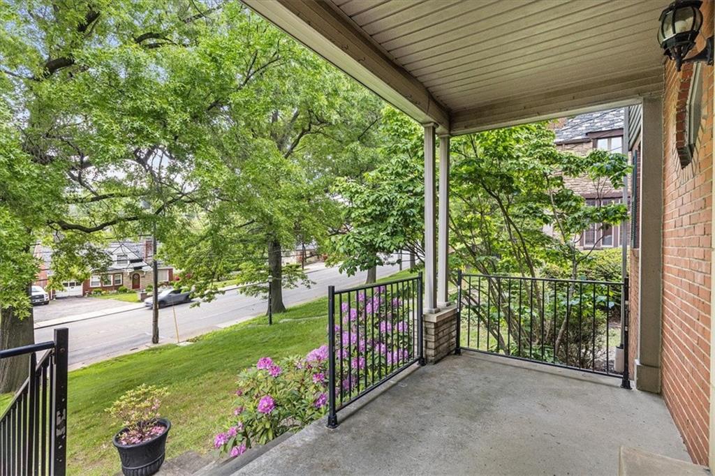 1385 Washington Road Pittsburgh, PA 15228 - Photo 4 of 46 Large covered front porch area