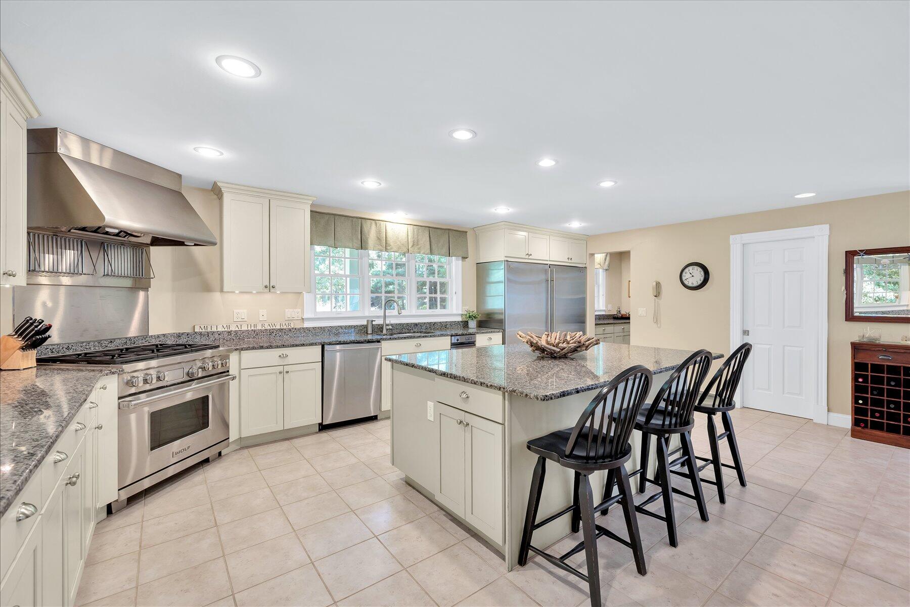 72 Highwood Way Mashpee, MA 02649 - Photo 13 of 39 mls13