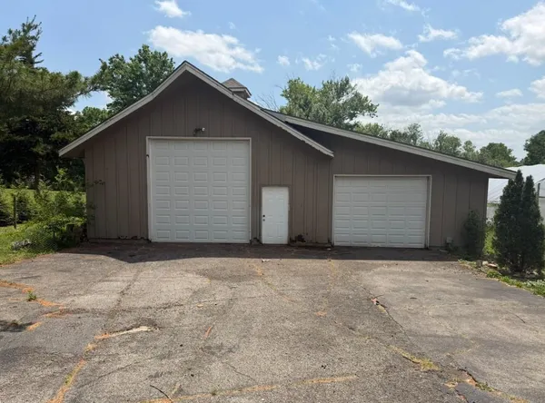 $1,050,000 | 11709 West Harmony Lane, Olathe, KS 66062