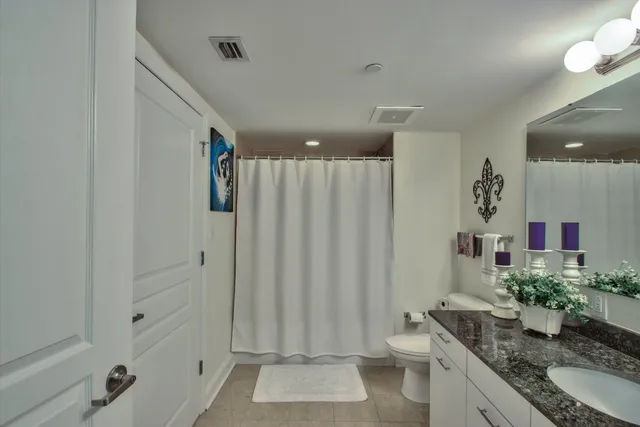 $2,500 | 300 South Duval Street, Unit 505, Tallahassee, FL 32301