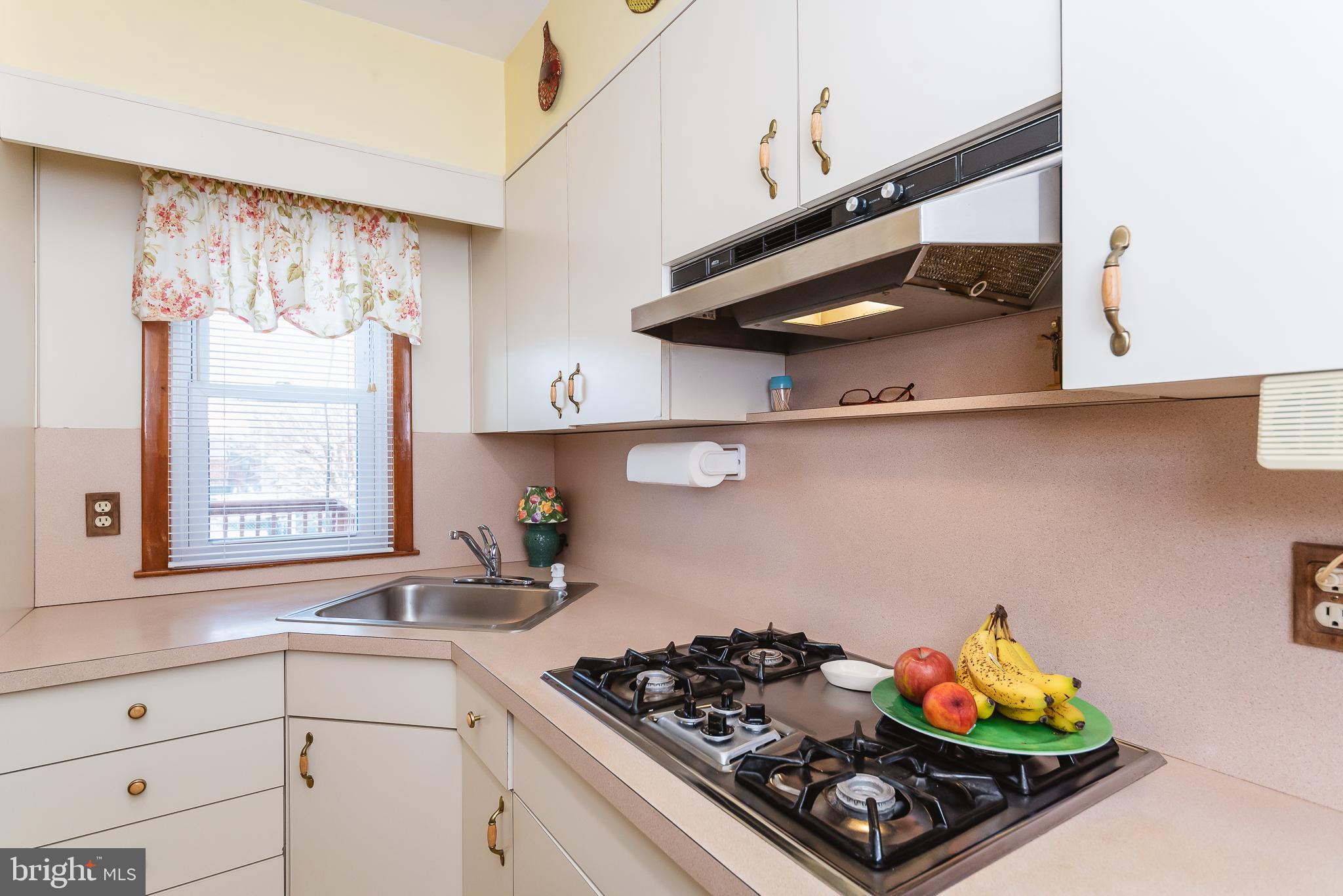 59 Wiltshire Road Baltimore, MD 21221 - Photo 21 of 36 Kitchen