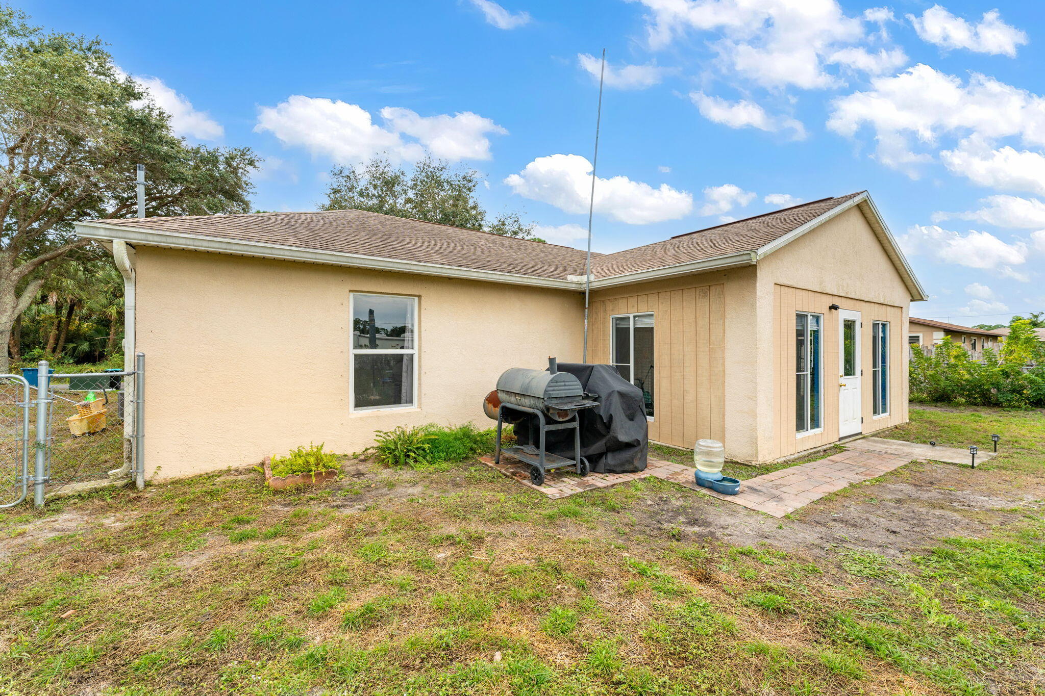 407 Albenga Road Northwest Palm Bay, FL 32907 - Photo 27 of 41 19-web-or-mls-DSC04138