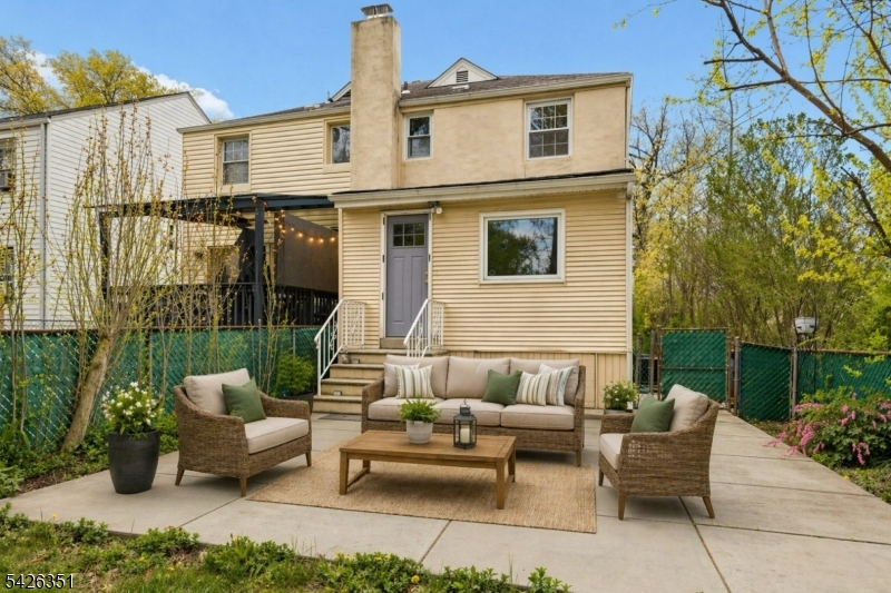 128 Gallows Hill Road Cranford, NJ 07016 - Photo 14 of 19