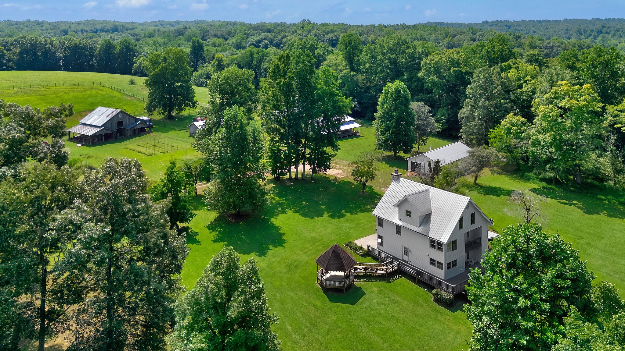 927 Bond Road Duck River, TN 38454 - Photo 1 of 71 Gallery Image 1