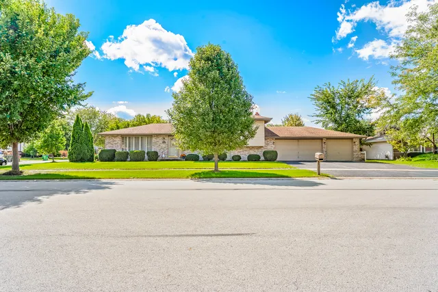 $399,900 | 17900 65th Avenue, Tinley Park, IL 60477