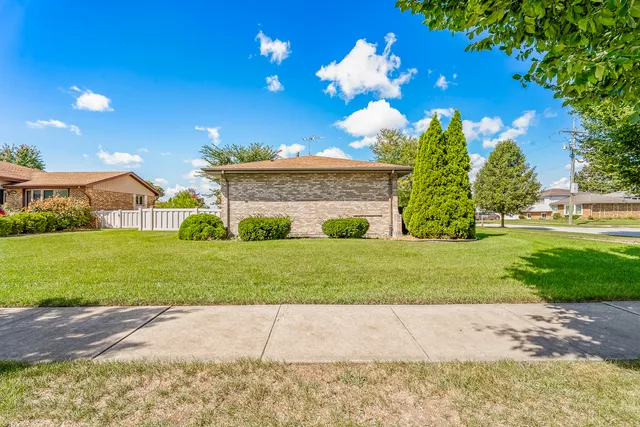 $399,900 | 17900 65th Avenue, Tinley Park, IL 60477