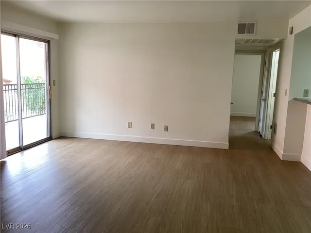 $1,300 | 4460 Sandy River Drive, Unit 49, Las Vegas, NV 89103