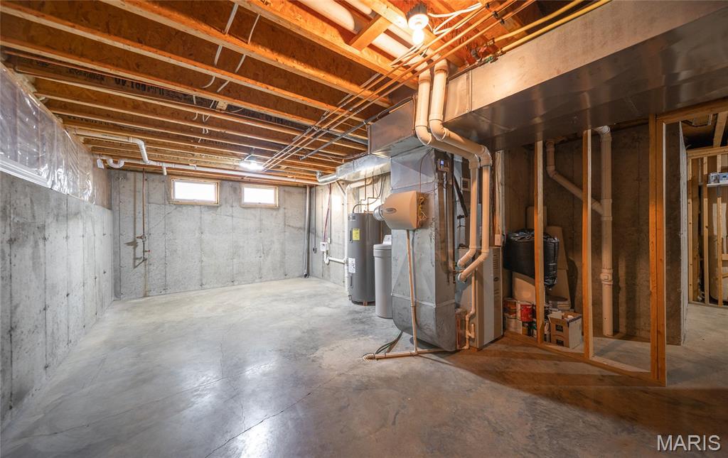 1013 Ironhorse Road Rolla, MO 65401 - Photo 48 of 58