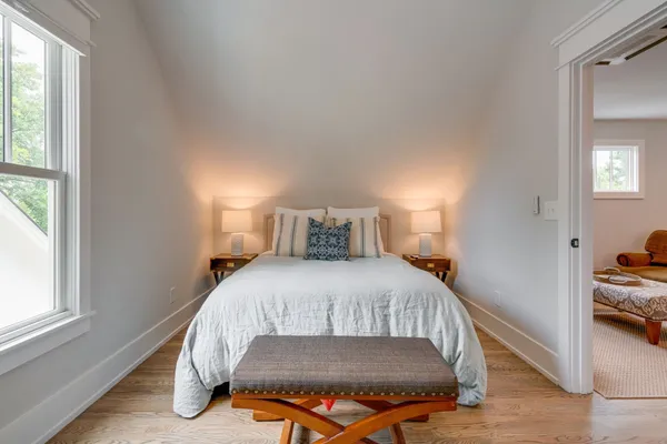 $1,800 | 2811 Oakland Avenue, Unit B, Nashville, TN 37212