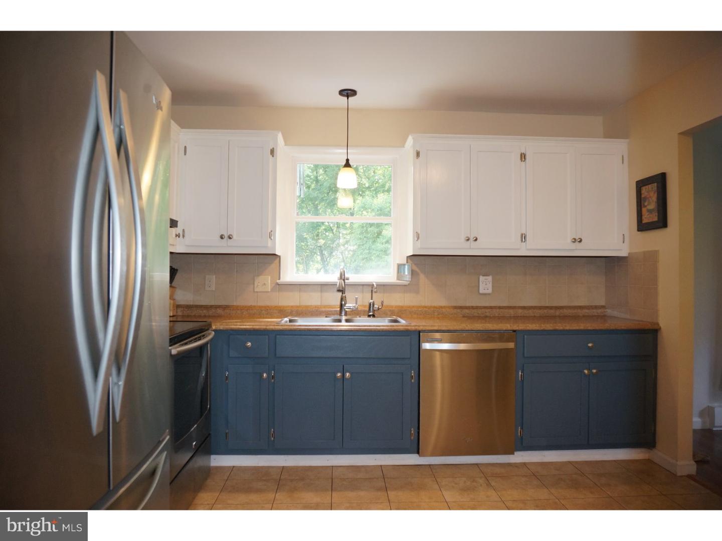 224 Rose Valley Road Pottstown, PA 19464 - Photo 8 of 23 Kitchen