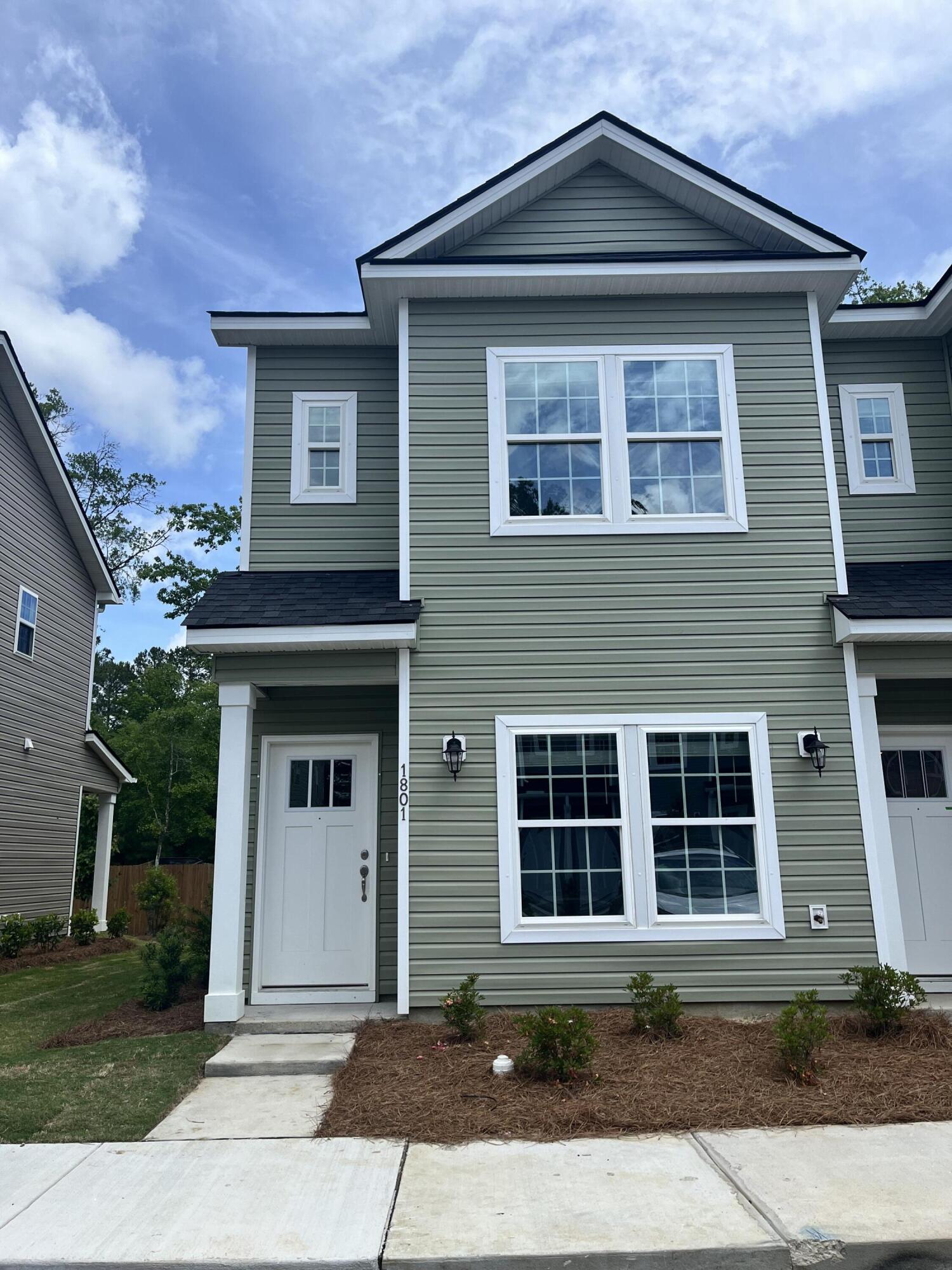1801 Twin Rivers Drive Wando, SC 29492 - Photo 2 of 25 1801 Twin Rivers