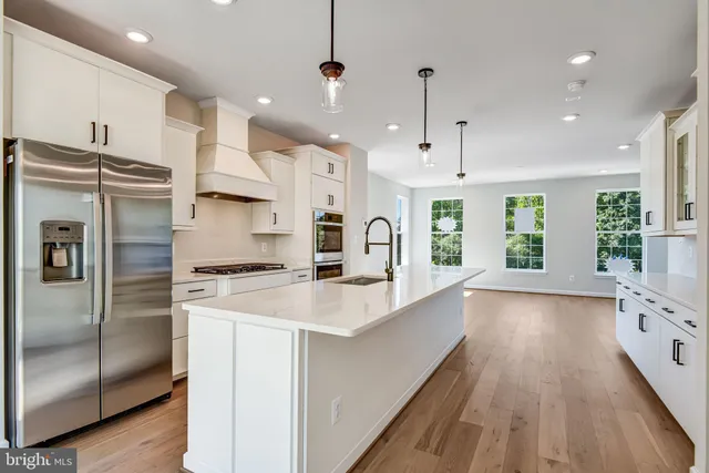 $1,049,844 | 12590 Ovation Drive, Fairfax, VA 22033