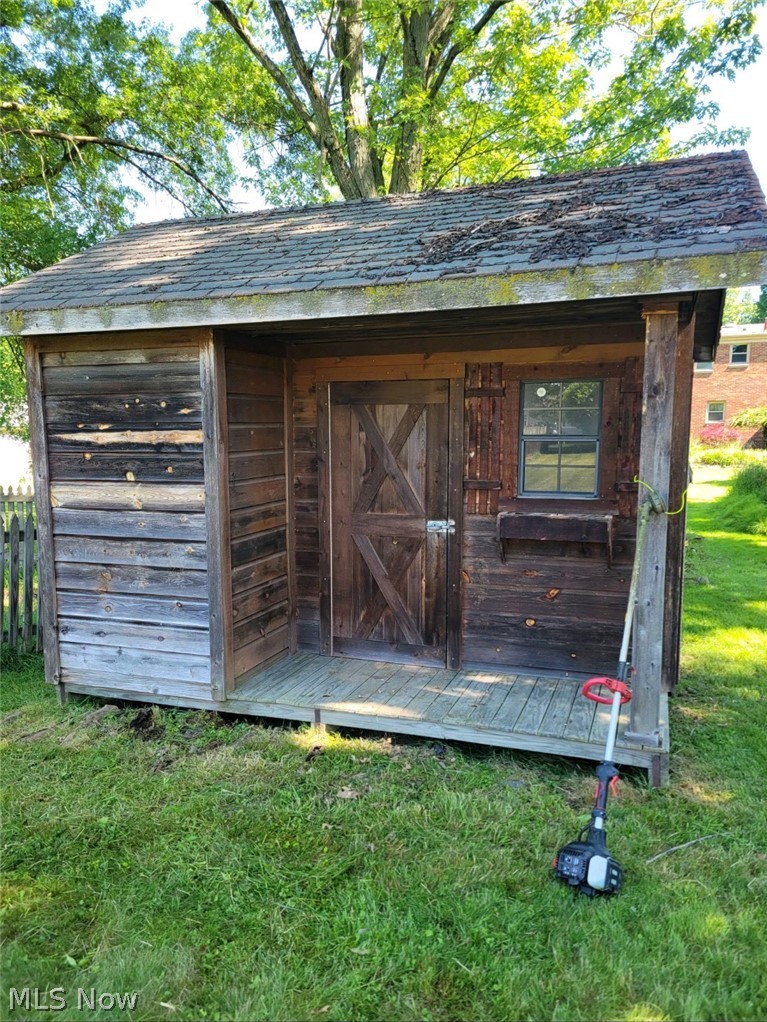 780 Ewing Road Youngstown, OH 44512 - Photo 46 of 47 Gallery Image 46