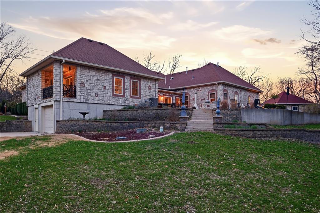 8855 Monticello Road Lenexa, KS 66220 - Photo 6 of 85