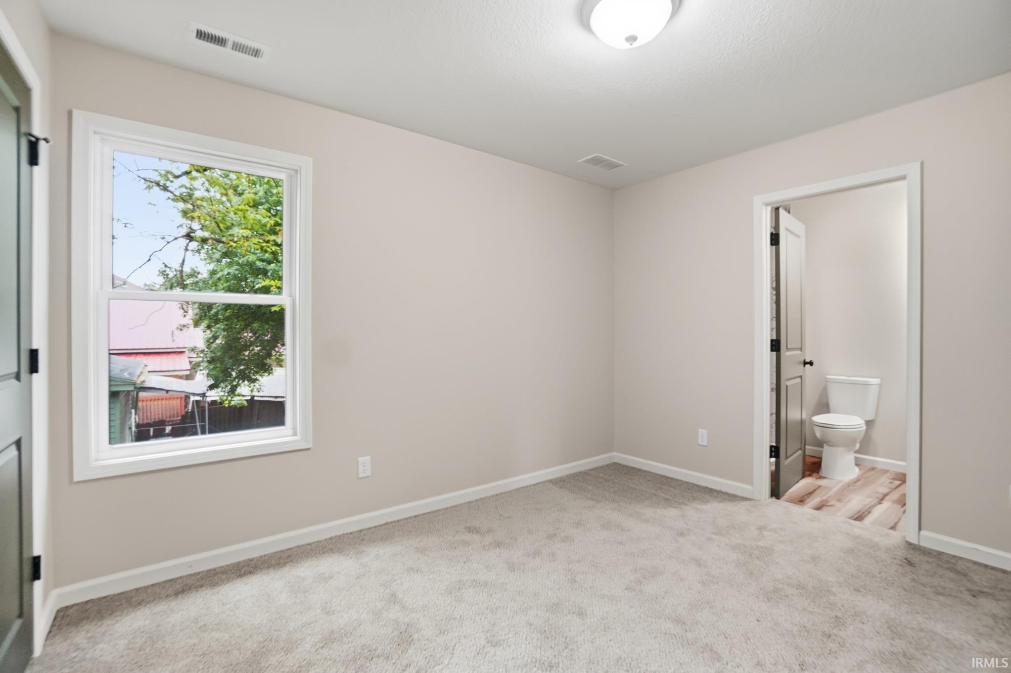 1626 Howell Street, Unit 201 Fort Wayne, IN 46808 - Photo 19 of 33
