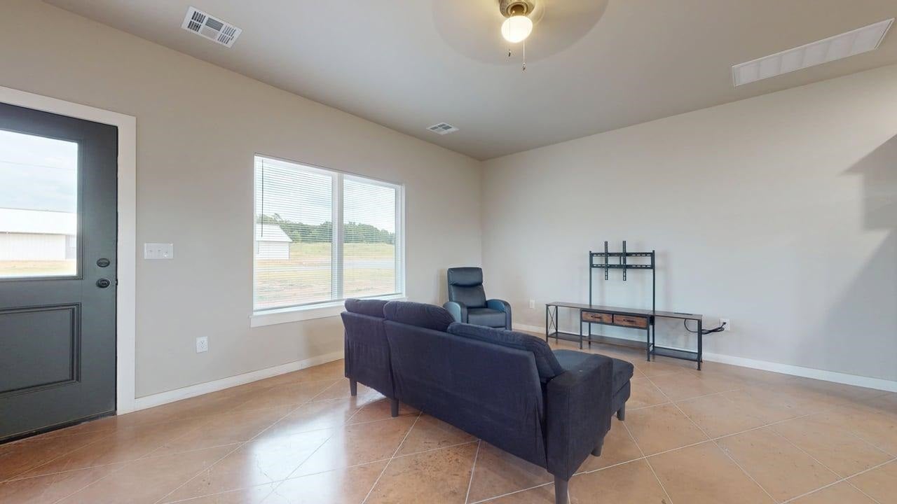 10600 South Rider Road Perkins, OK 74059 - Photo 8 of 22 Gallery Image 8